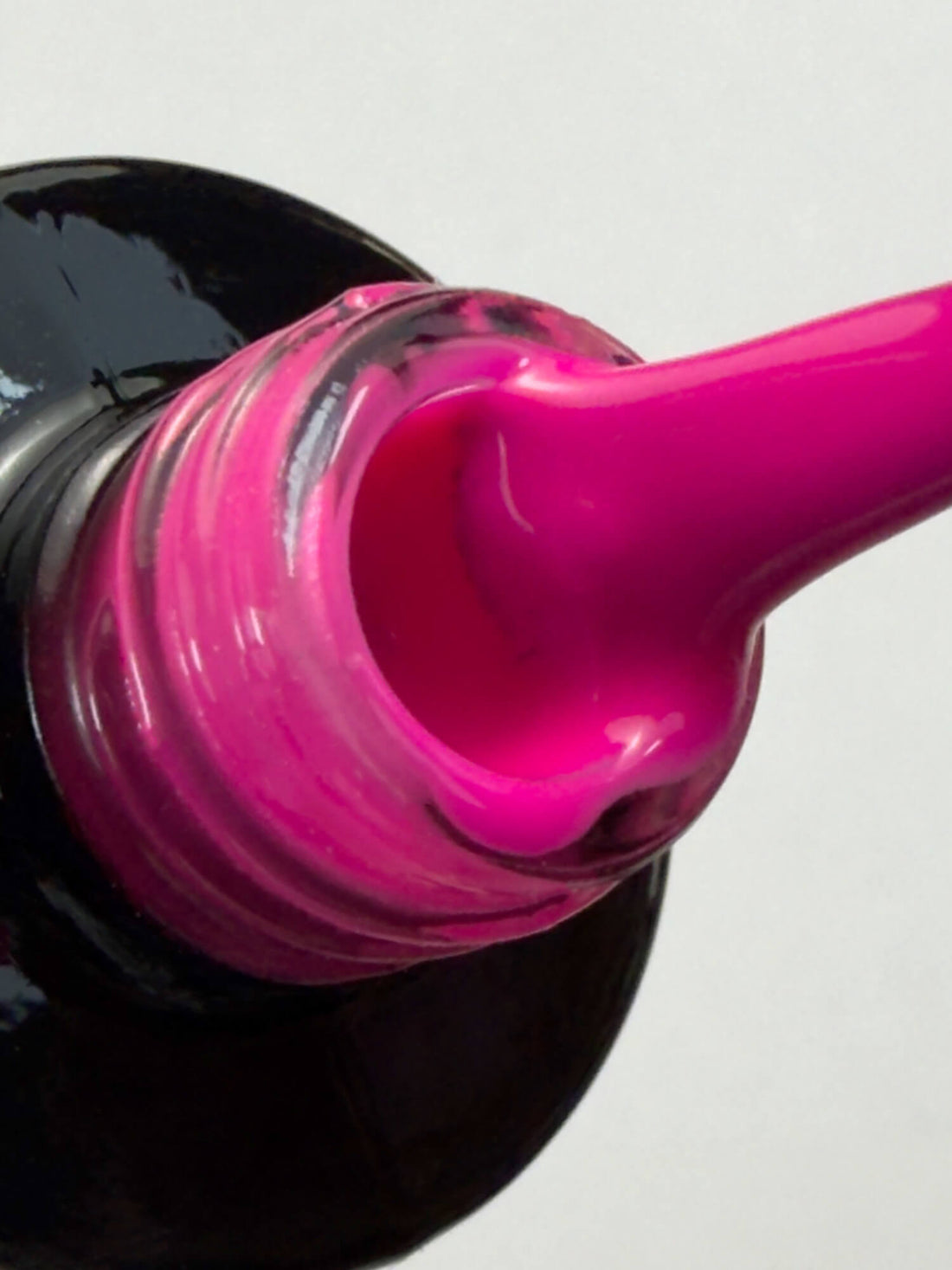 Ημιμόνιμο βερνίκι 064 Hot Pink 7ml