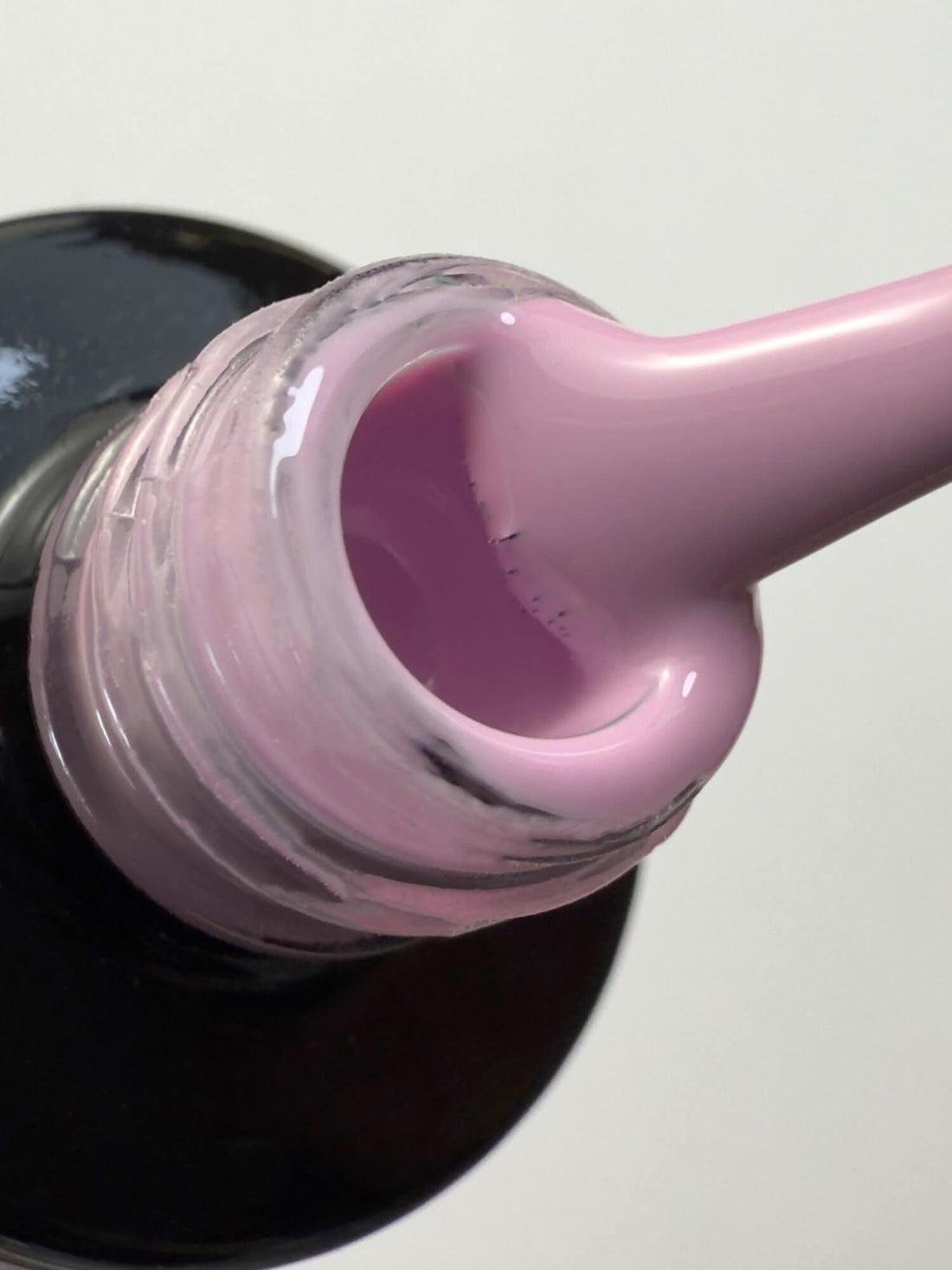 Ημιμόνιμο βερνίκι 081 Belladonna Lily 7ml