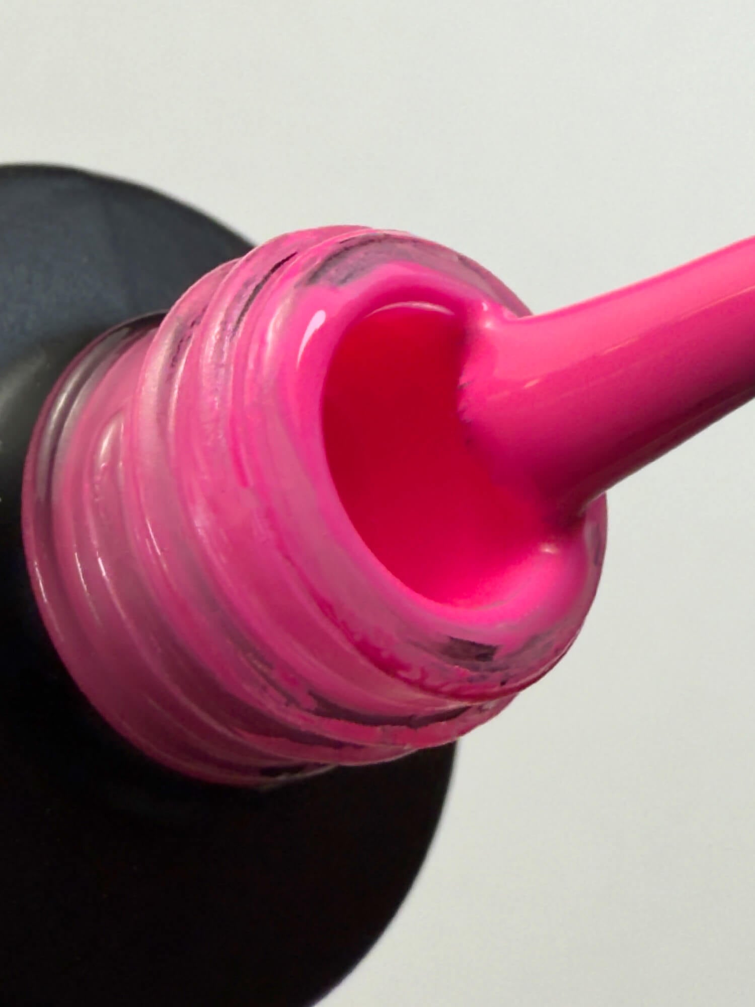 Ημιμόνιμο βερνίκι 212 Think Pink 7ml